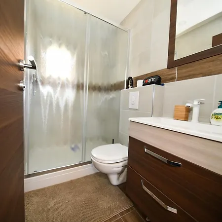 Apartment By The Sea Drage, Biograd - 15536 Drage